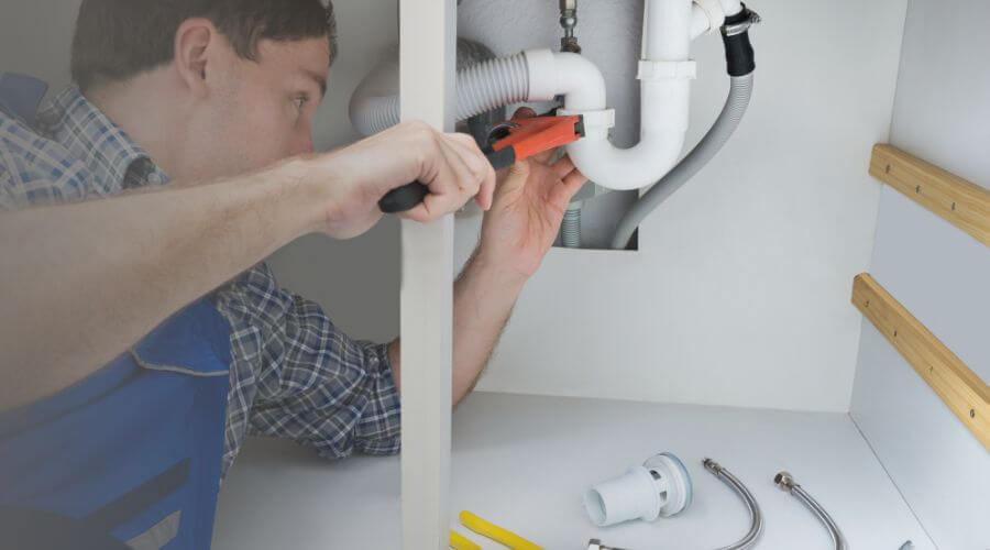 Local water heater installation in Shalimar, FL